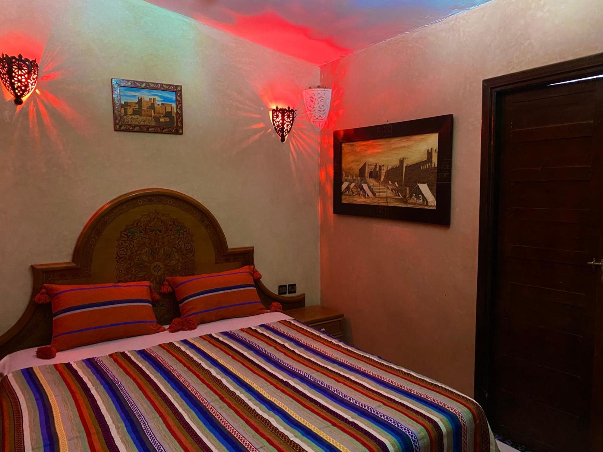 Riad Nezha Avec Jacuzzi Et 3 Piscines Au Coeur De Marrakesh Esterno foto