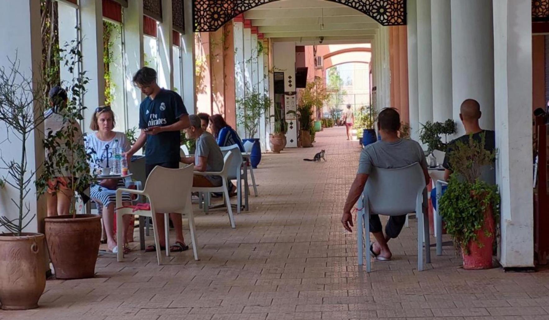 Riad Nezha Avec Jacuzzi Et 3 Piscines Au Coeur De Marrakesh Esterno foto