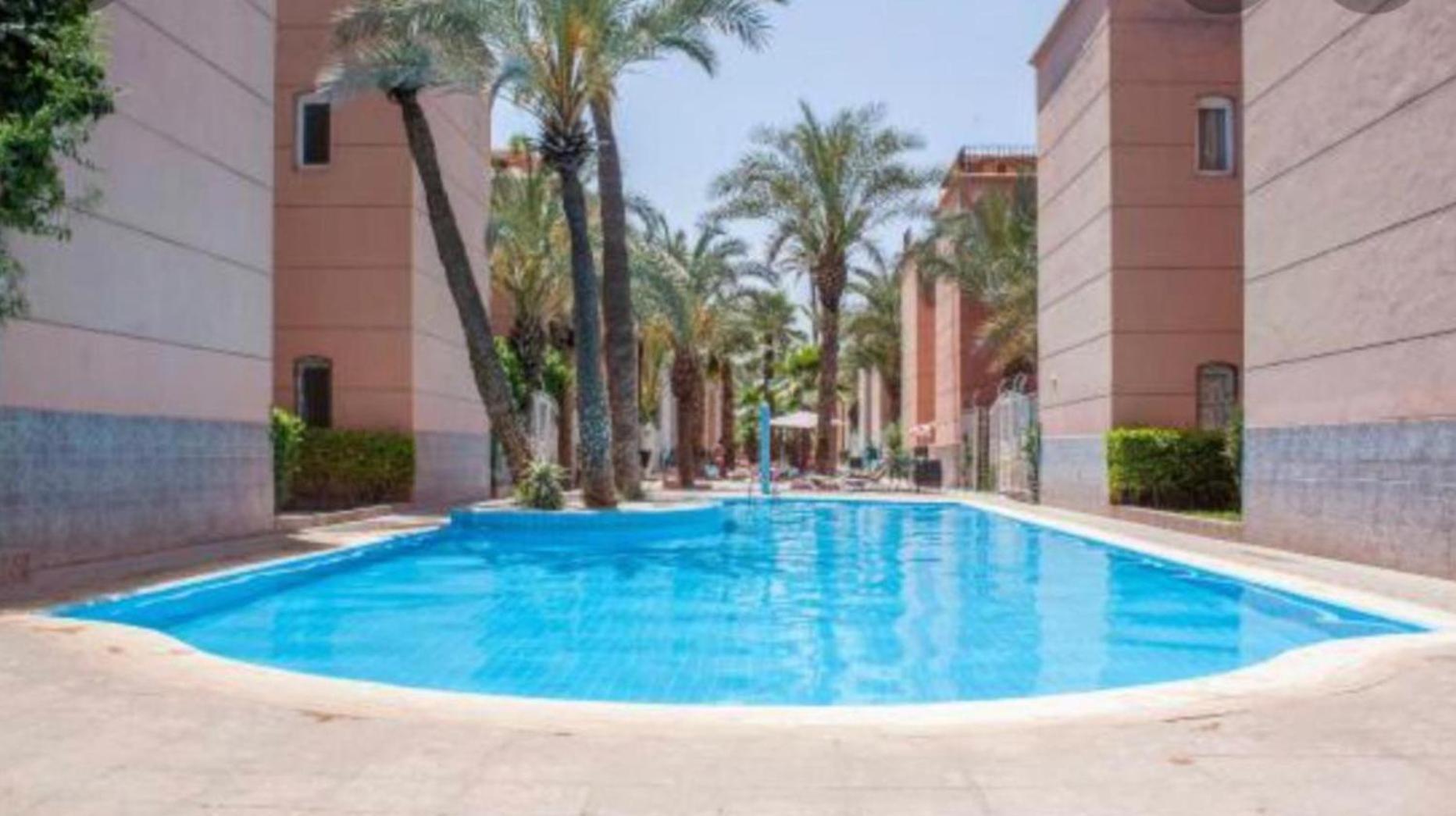 Riad Nezha Avec Jacuzzi Et 3 Piscines Au Coeur De Marrakesh Esterno foto