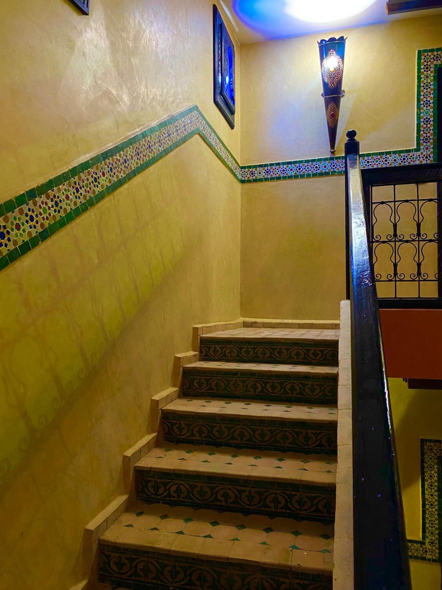 Riad Nezha Avec Jacuzzi Et 3 Piscines Au Coeur De Marrakesh Esterno foto
