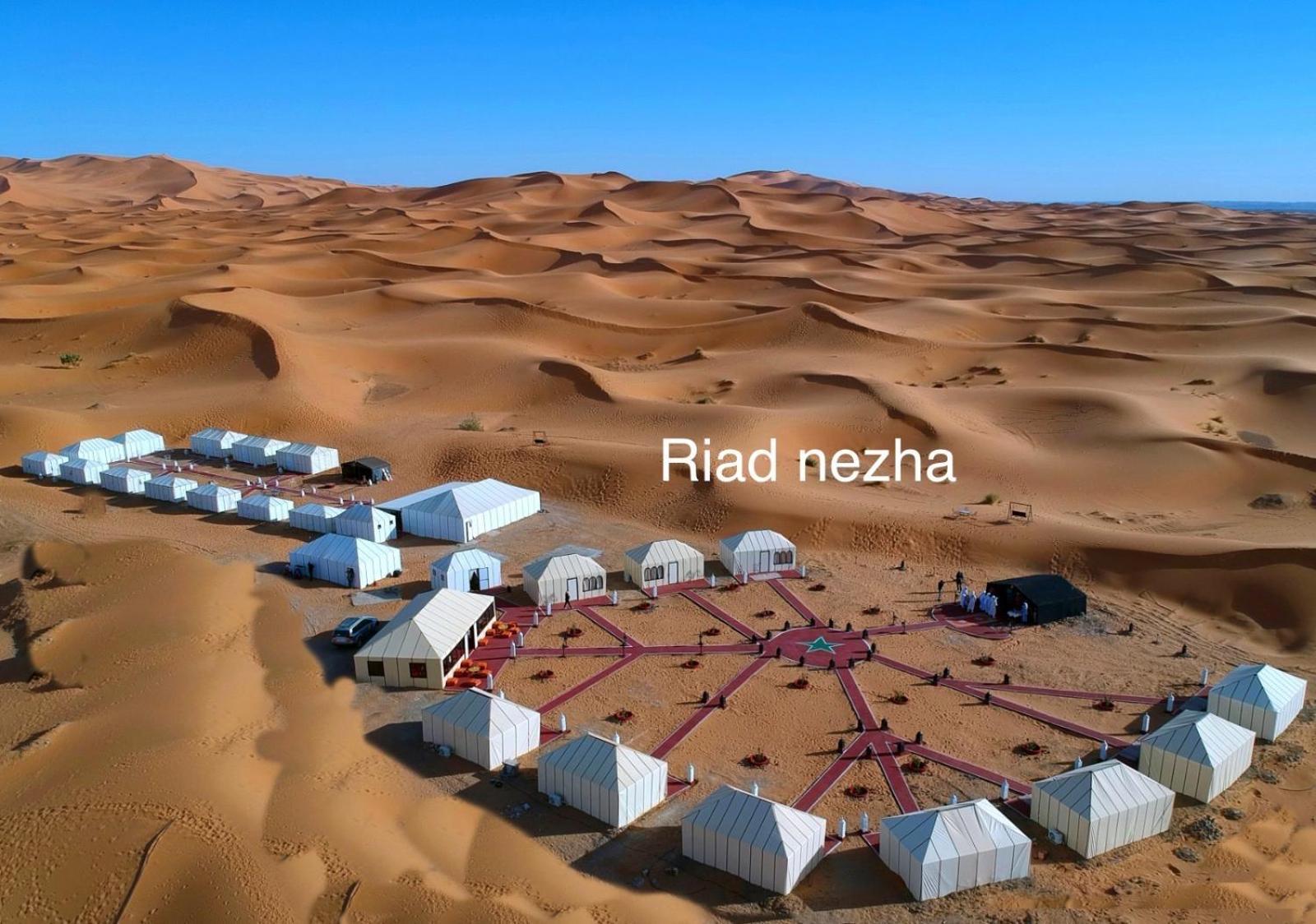 Riad Nezha Avec Jacuzzi Et 3 Piscines Au Coeur De Marrakesh Esterno foto